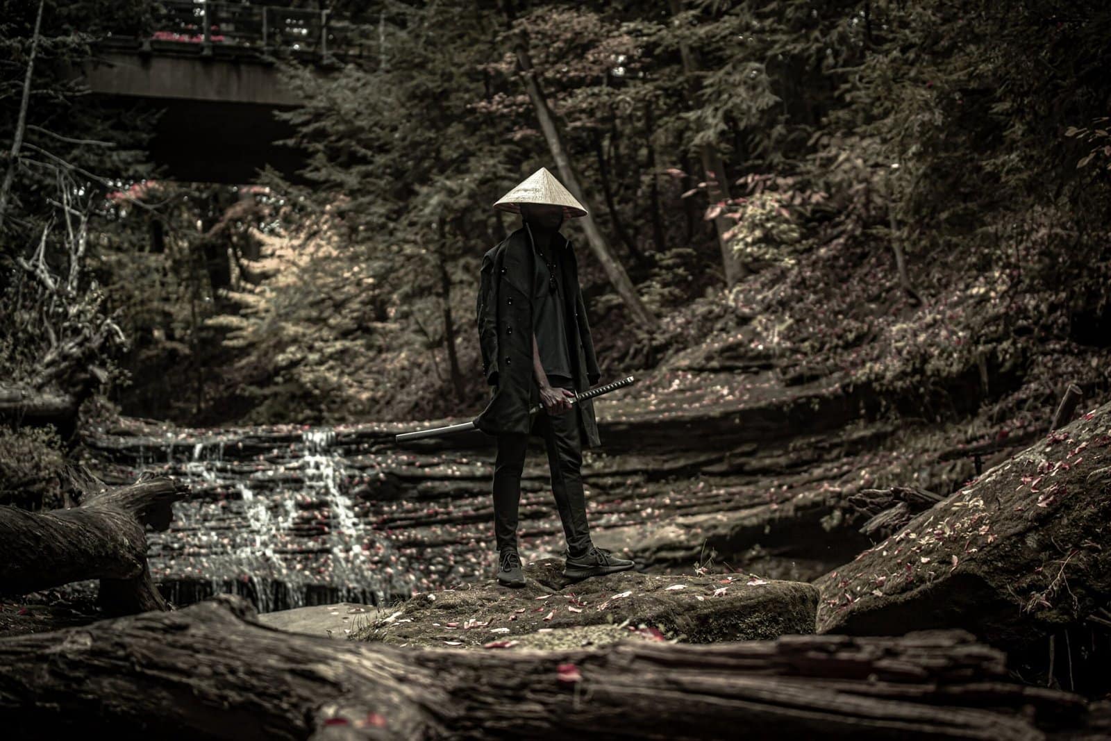 Ichigo Kurosaki Standing with Sword in Rain